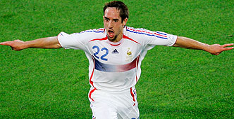 Ribery festeja el gol del empate contra Espa�a